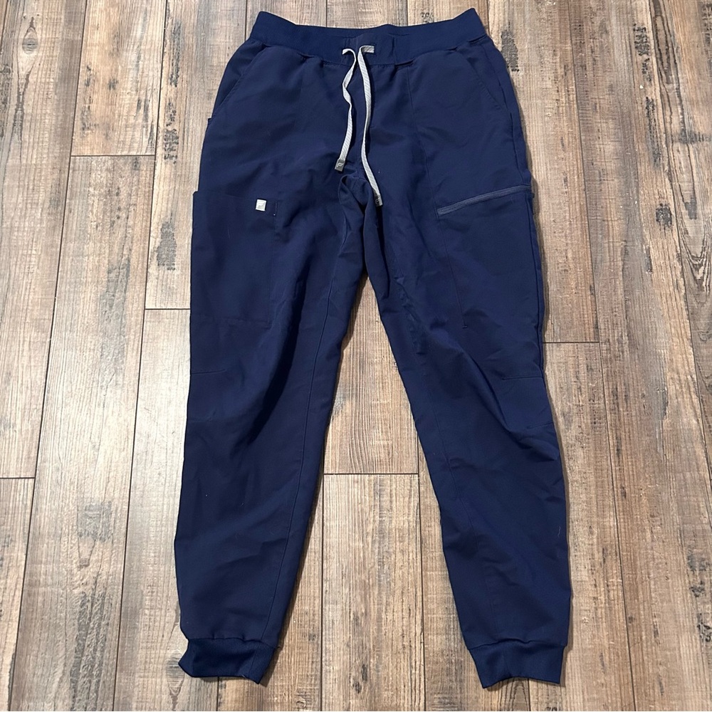 Fabletics Navy Jogger scrub Pants